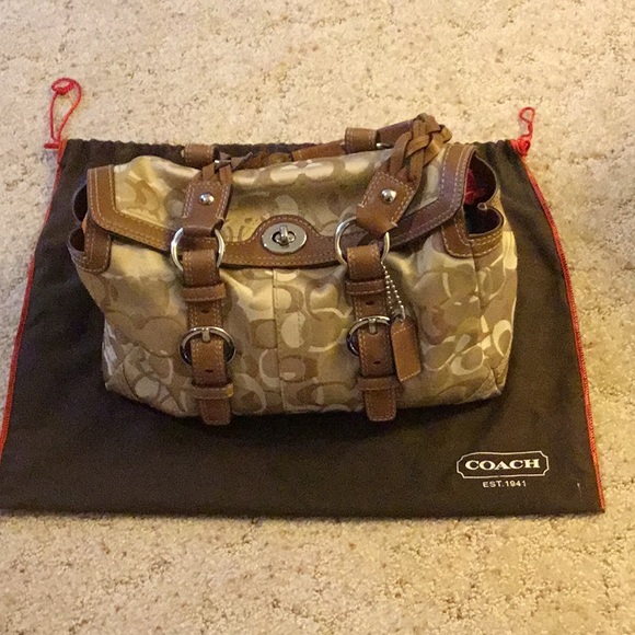 Coach Handbag - Picture 1 of 8